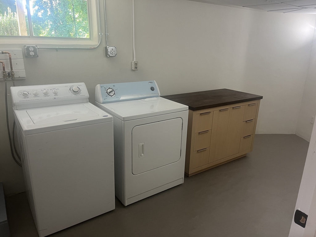 411 Hill Road Boxborough, MA 01719 - Photo 25 of 28 Gallery Image 25