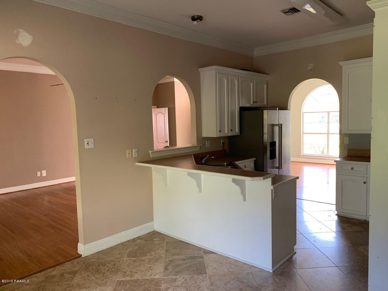 218 Rue Pacannier Carencro, LA 70520 - Photo 11 of 27 Gallery Image 11
