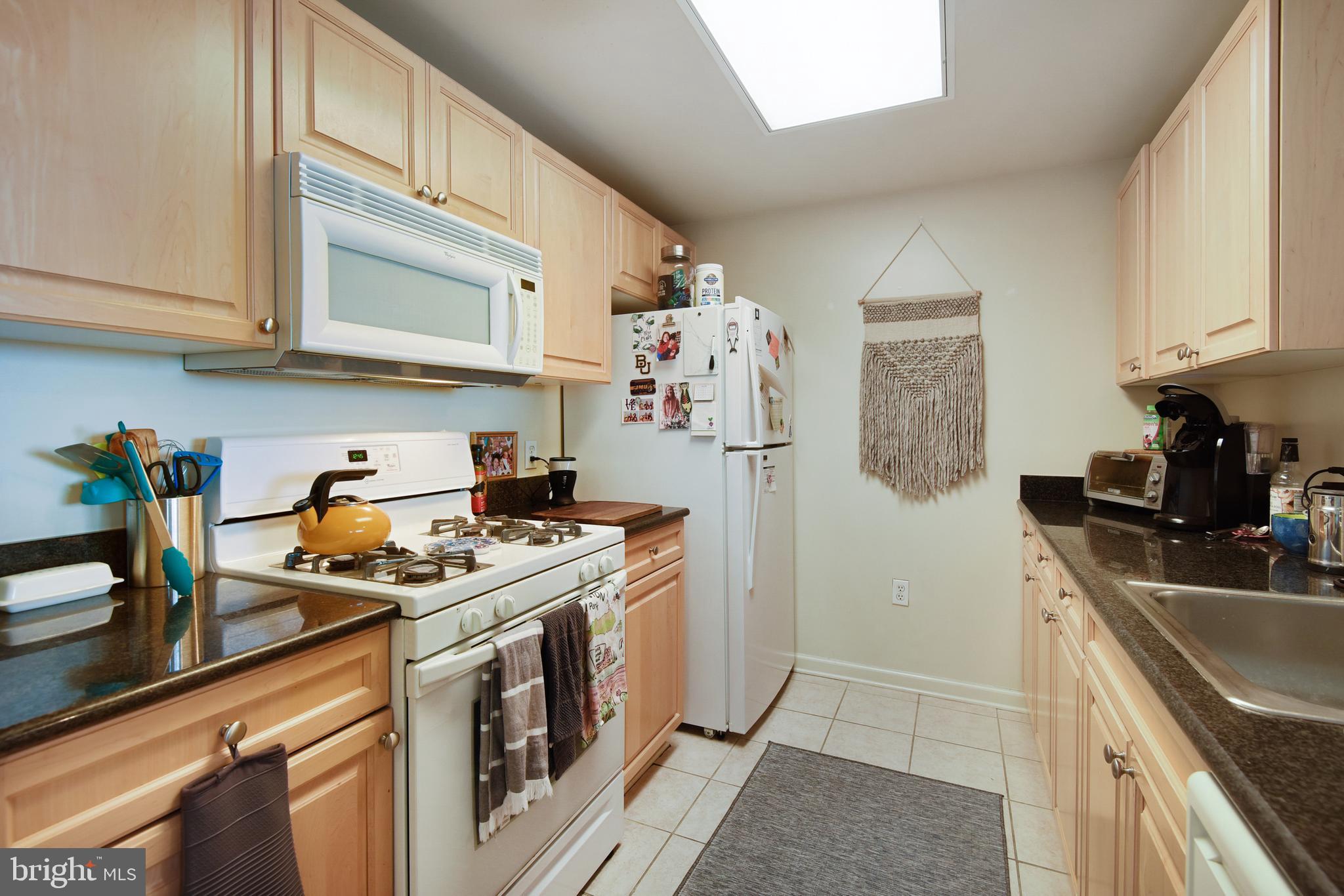 2726 Gallows Road, Unit 1113 Vienna, VA 22180 - Photo 18 of 91