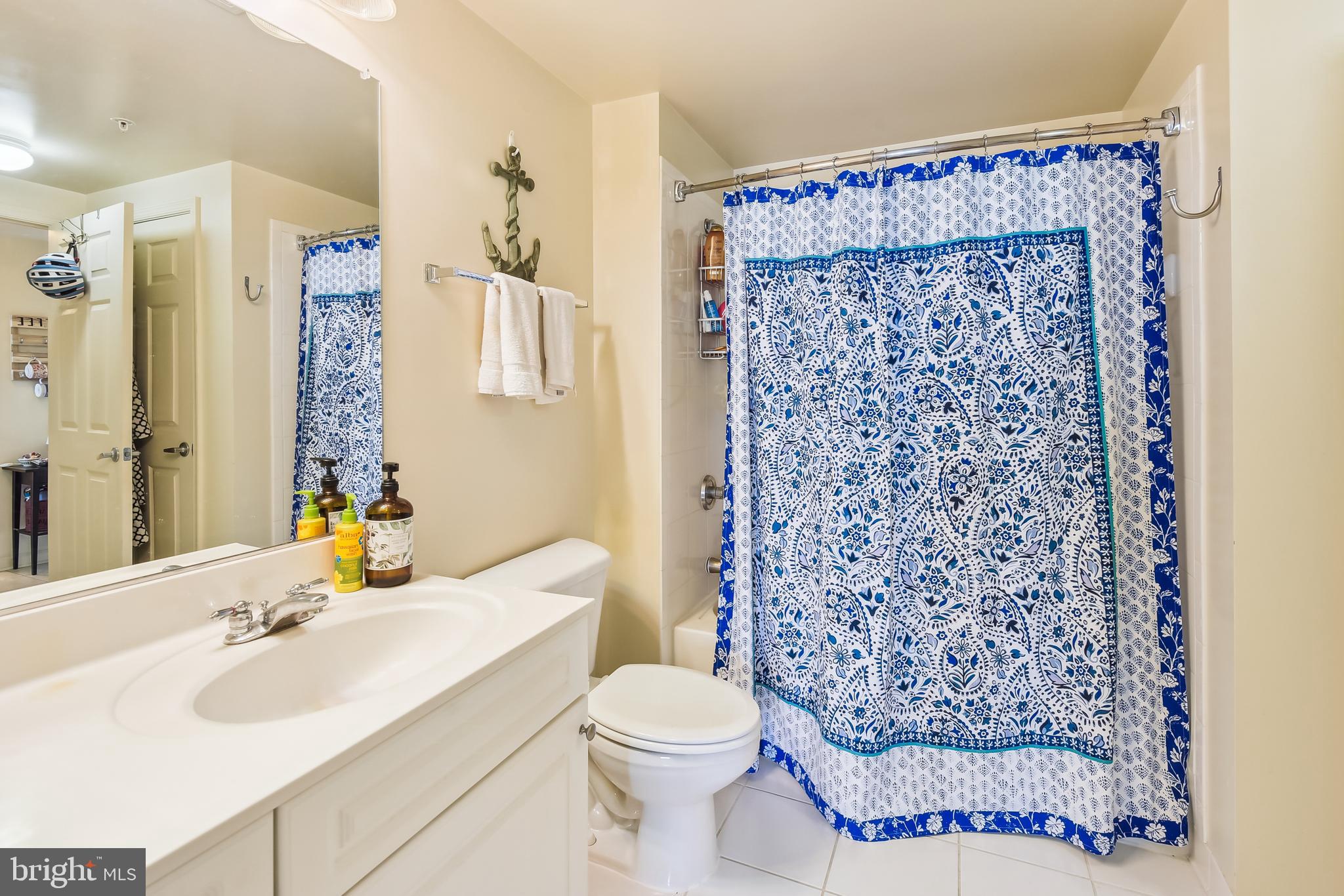 2726 Gallows Road, Unit 1113 Vienna, VA 22180 - Photo 24 of 91