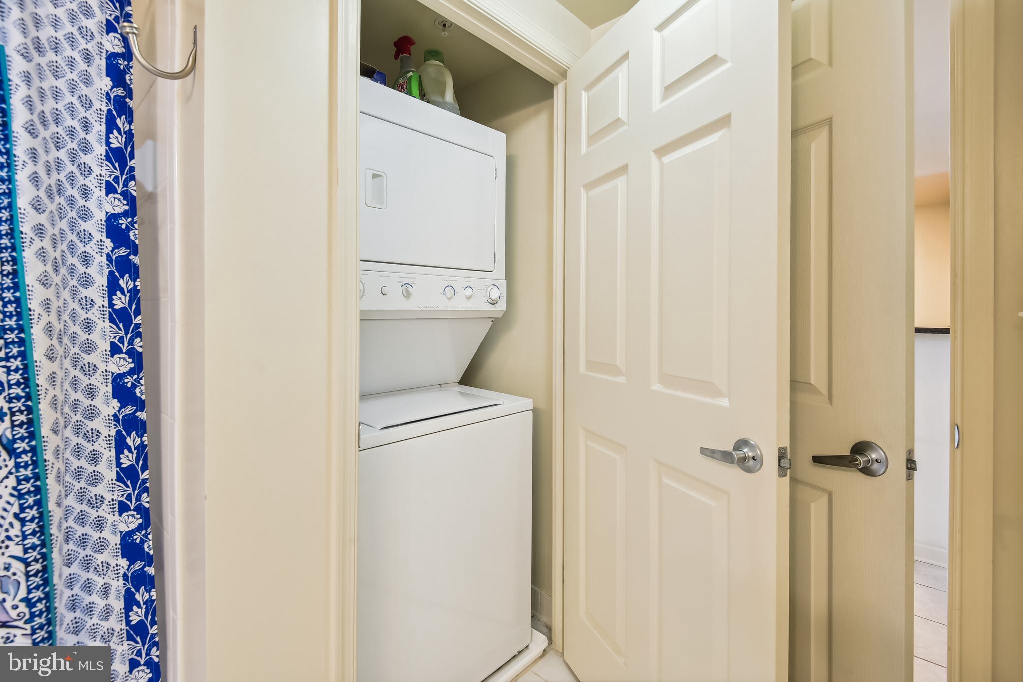 2726 Gallows Road, Unit 1113 Vienna, VA 22180 - Photo 29 of 91