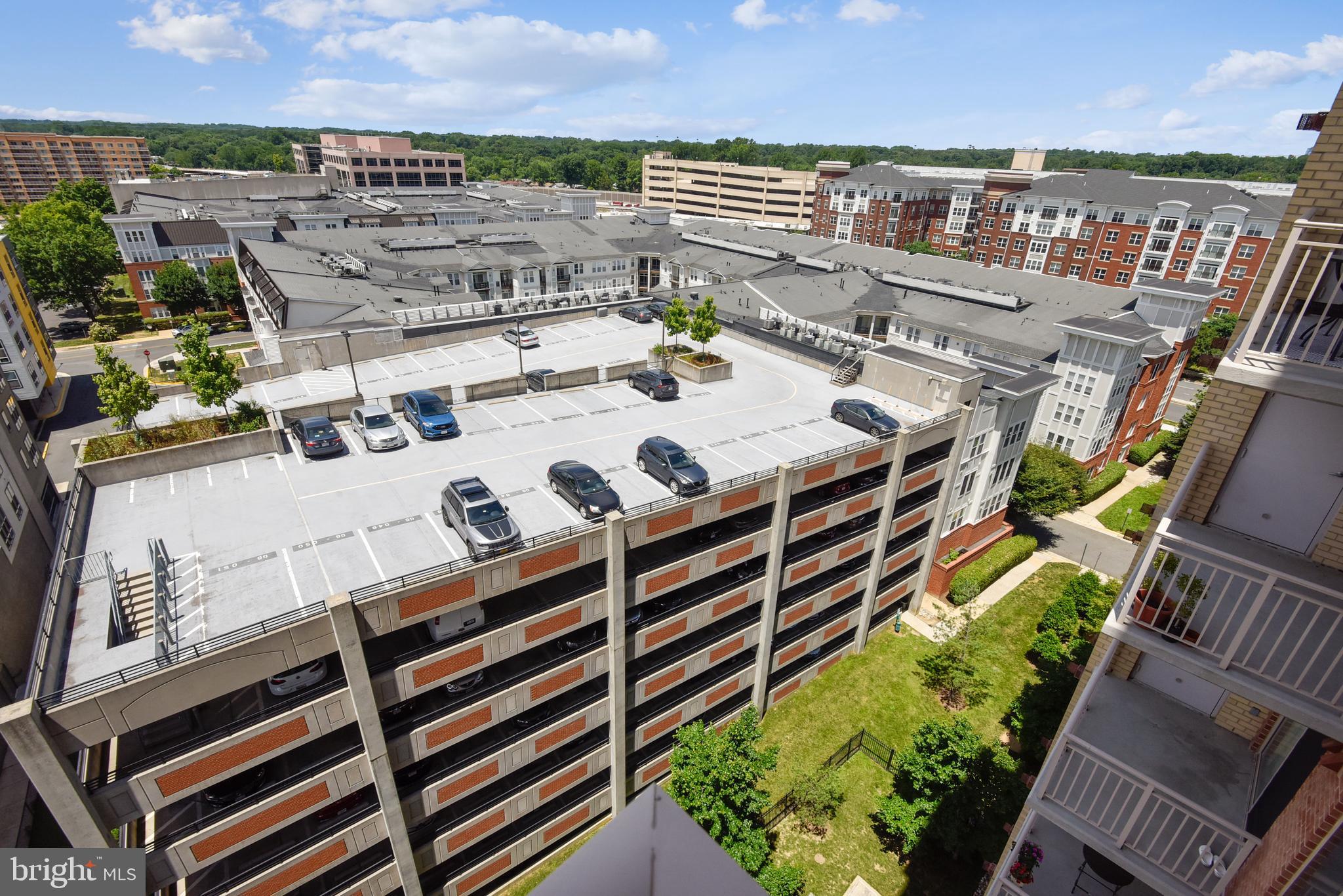 2726 Gallows Road, Unit 1113 Vienna, VA 22180 - Photo 33 of 91