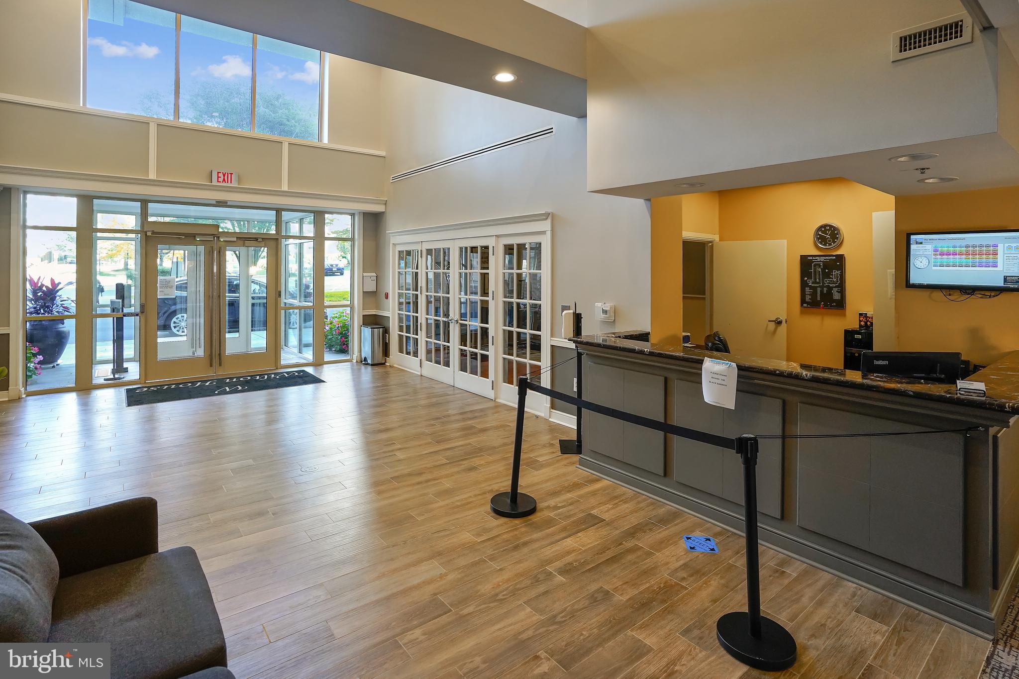 2726 Gallows Road, Unit 1113 Vienna, VA 22180 - Photo 6 of 91