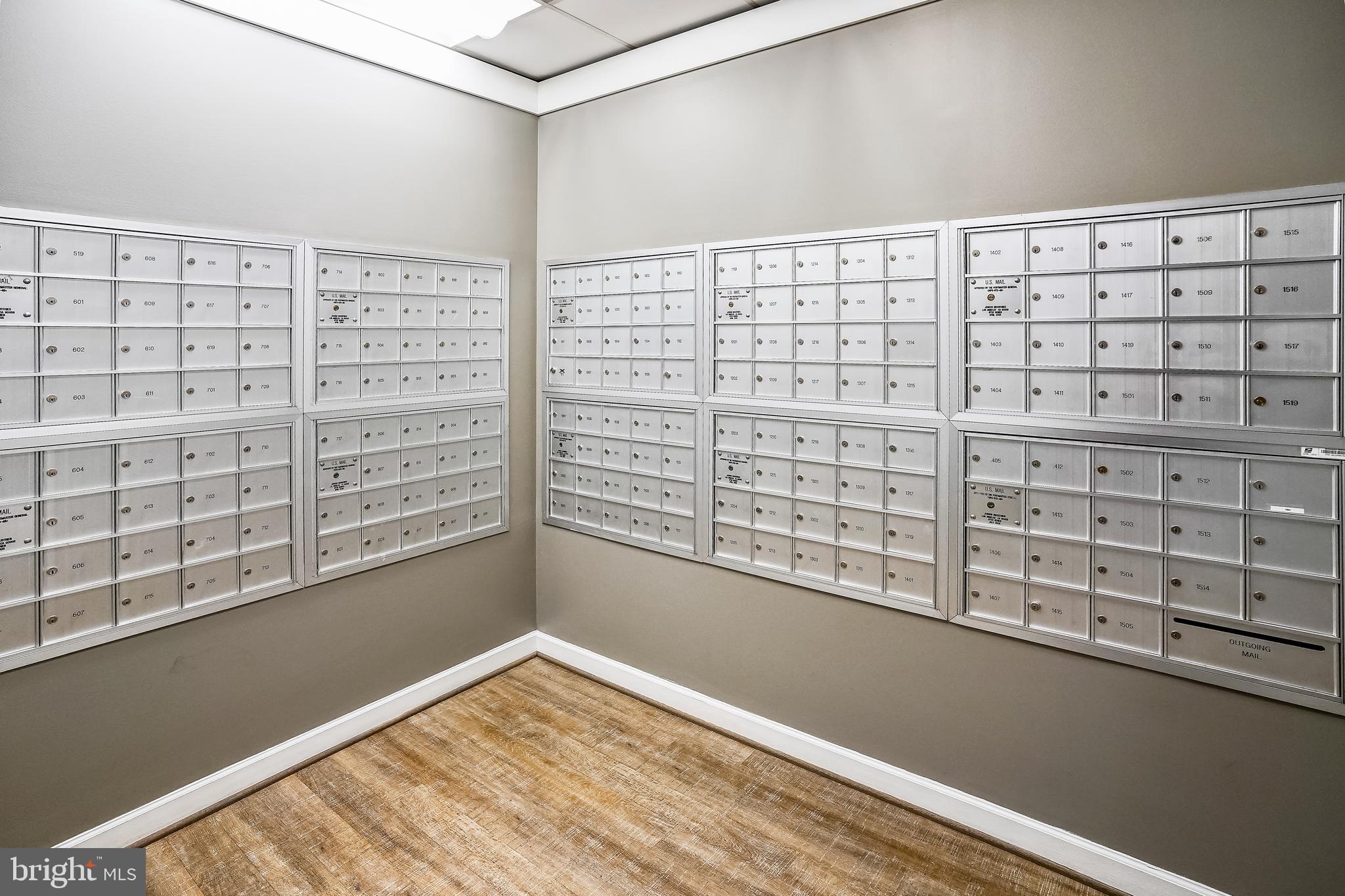 2726 Gallows Road, Unit 1113 Vienna, VA 22180 - Photo 8 of 91