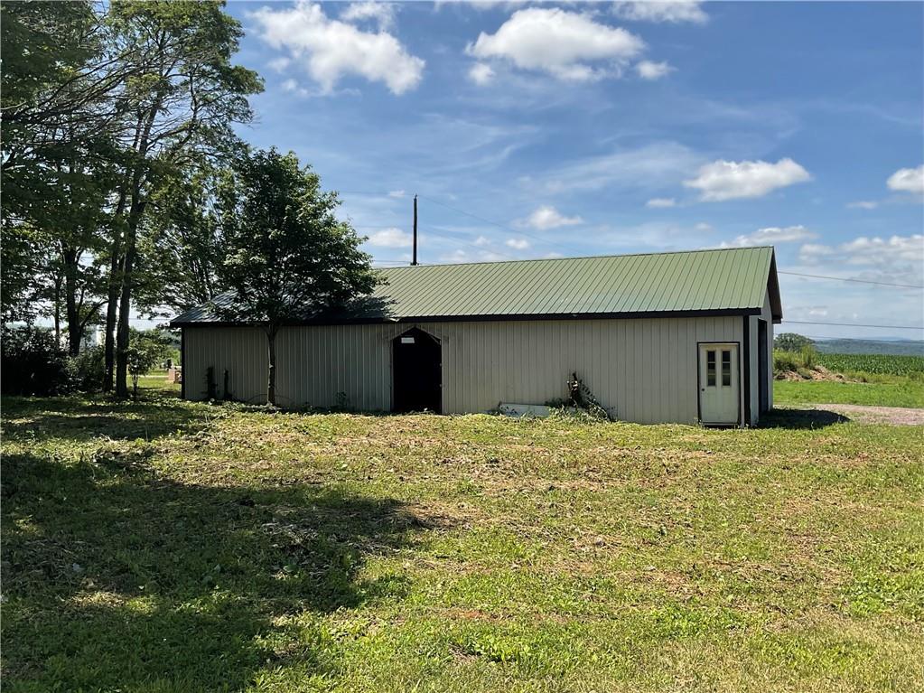 140 Hauger Road Rockwood, PA 15557 - Photo 7 of 50 a house with yard