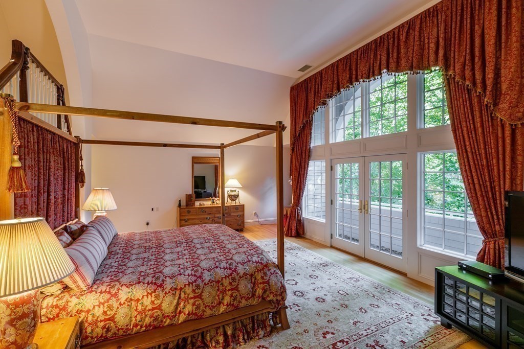 148 Sandy Pond Road Lincoln, MA 01773 - Photo 20 of 37
