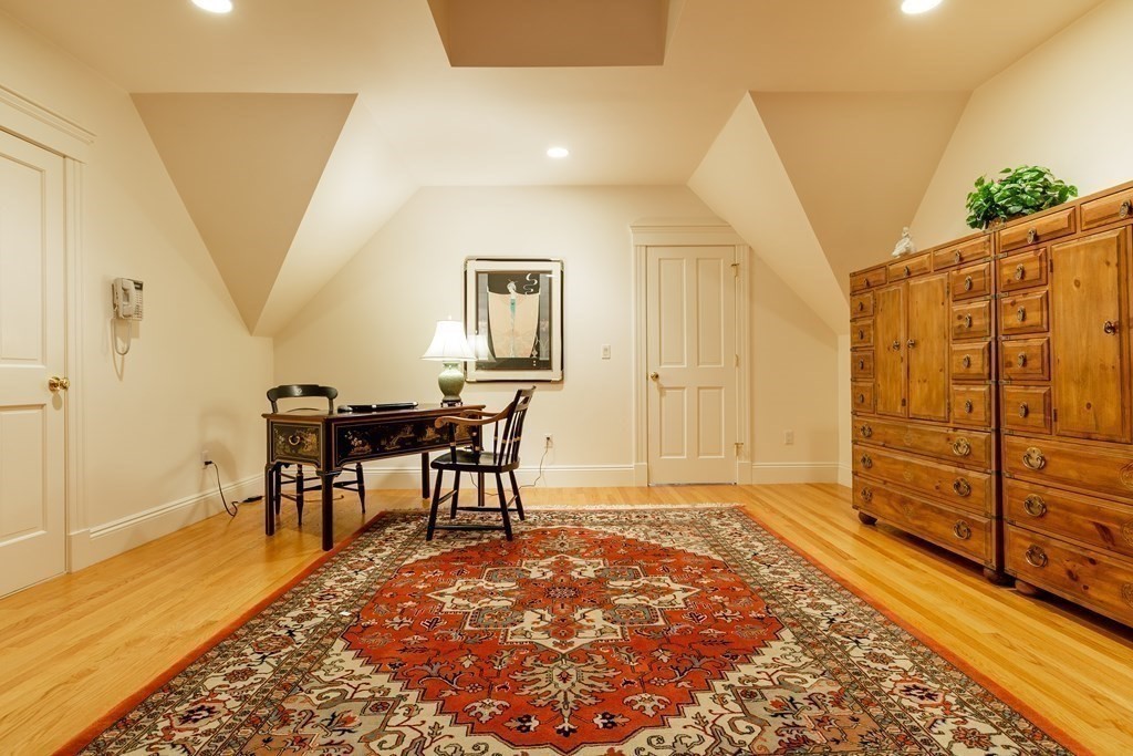 148 Sandy Pond Road Lincoln, MA 01773 - Photo 25 of 37