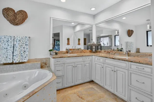 $998,000 | 10798 Sea Cliff Circle, Boca Raton, FL 33498