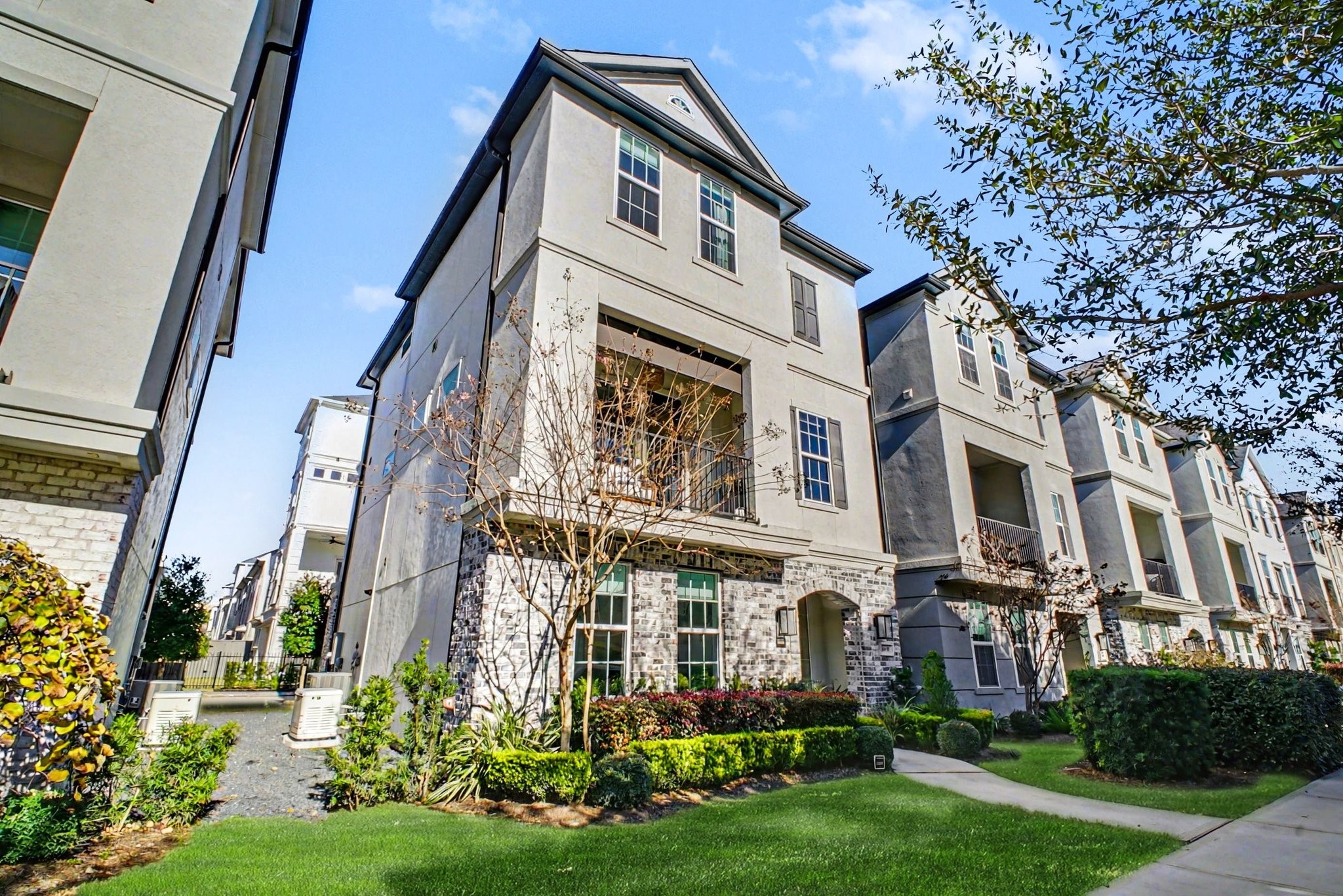 3507 Ridgeway Valley Lane Houston, TX 77055 - Photo 1 of 50