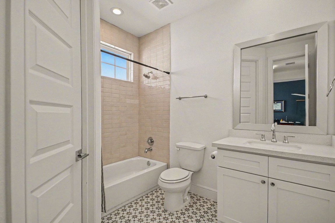 3507 Ridgeway Valley Lane Houston, TX 77055 - Photo 35 of 50