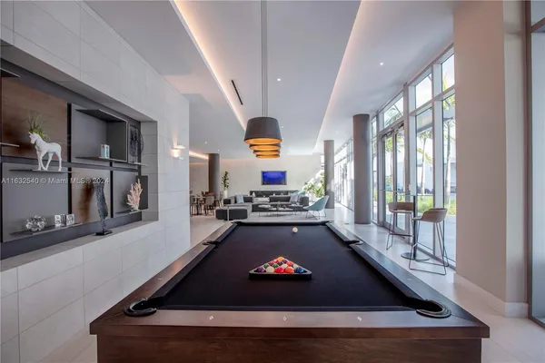 $530,000 | 3900 Biscayne Boulevard, Unit N917, Miami, FL 33137
