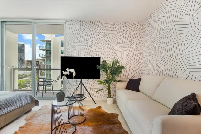 $530,000 | 3900 Biscayne Boulevard, Unit N917, Miami, FL 33137