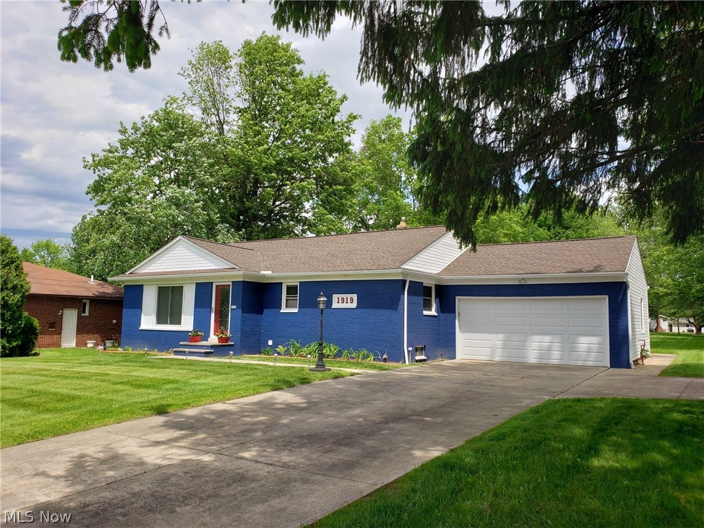 1919 Brainard Road Lyndhurst, OH 44124 - Photo 2 of 34