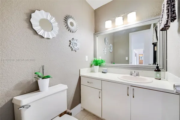 $1,149,000 | 8345 Southwest 168th Terrace, Palmetto Bay, FL 33157