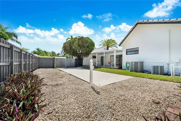 $1,149,000 | 8345 Southwest 168th Terrace, Palmetto Bay, FL 33157