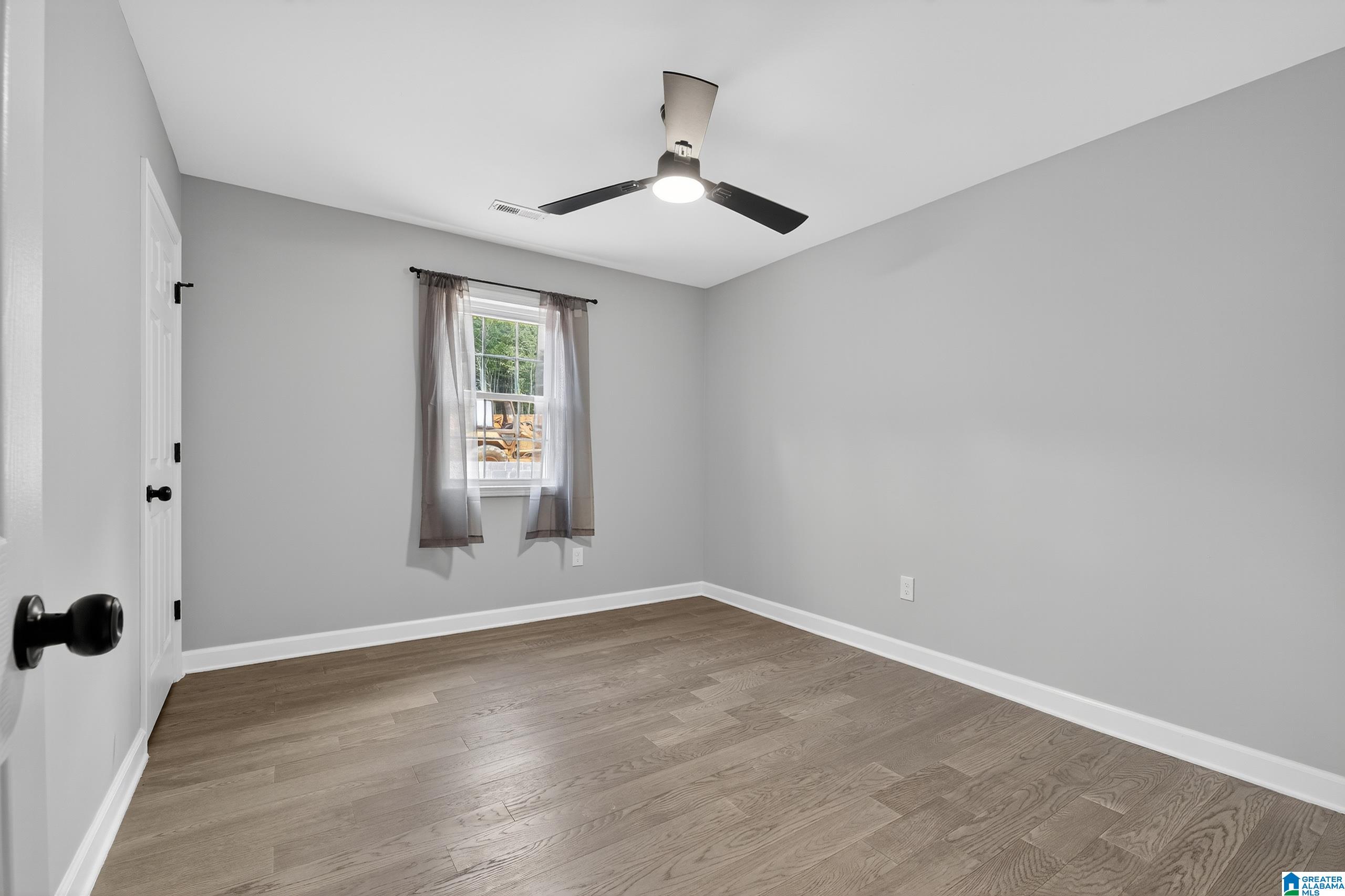 1129 Earl Roberts Road Anniston, AL 36207 - Photo 7 of 42