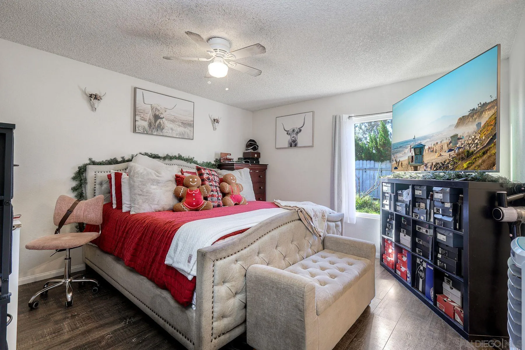 1302 Valencia Loop Chula Vista, CA 91910 - Photo 15 of 30 a bedroom with a bed furniture and a window