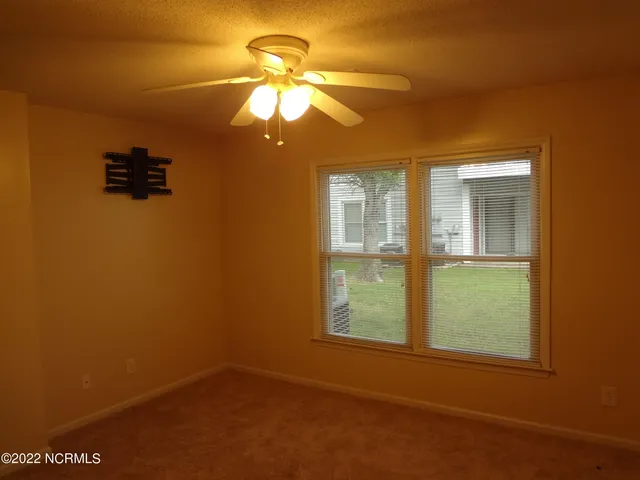 $1,200 | 135 West Victoria Court, Unit B, Greenville, NC 27834