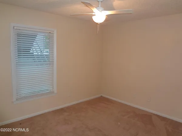 $1,200 | 135 West Victoria Court, Unit B, Greenville, NC 27834