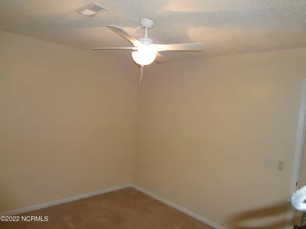 $1,200 | 135 West Victoria Court, Unit B, Greenville, NC 27834