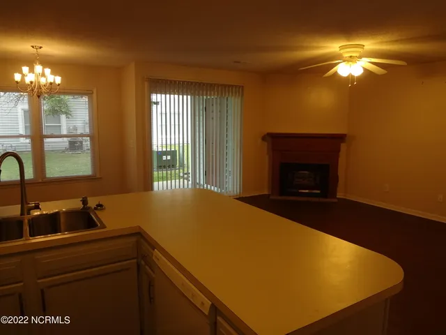 $1,200 | 135 West Victoria Court, Unit B, Greenville, NC 27834