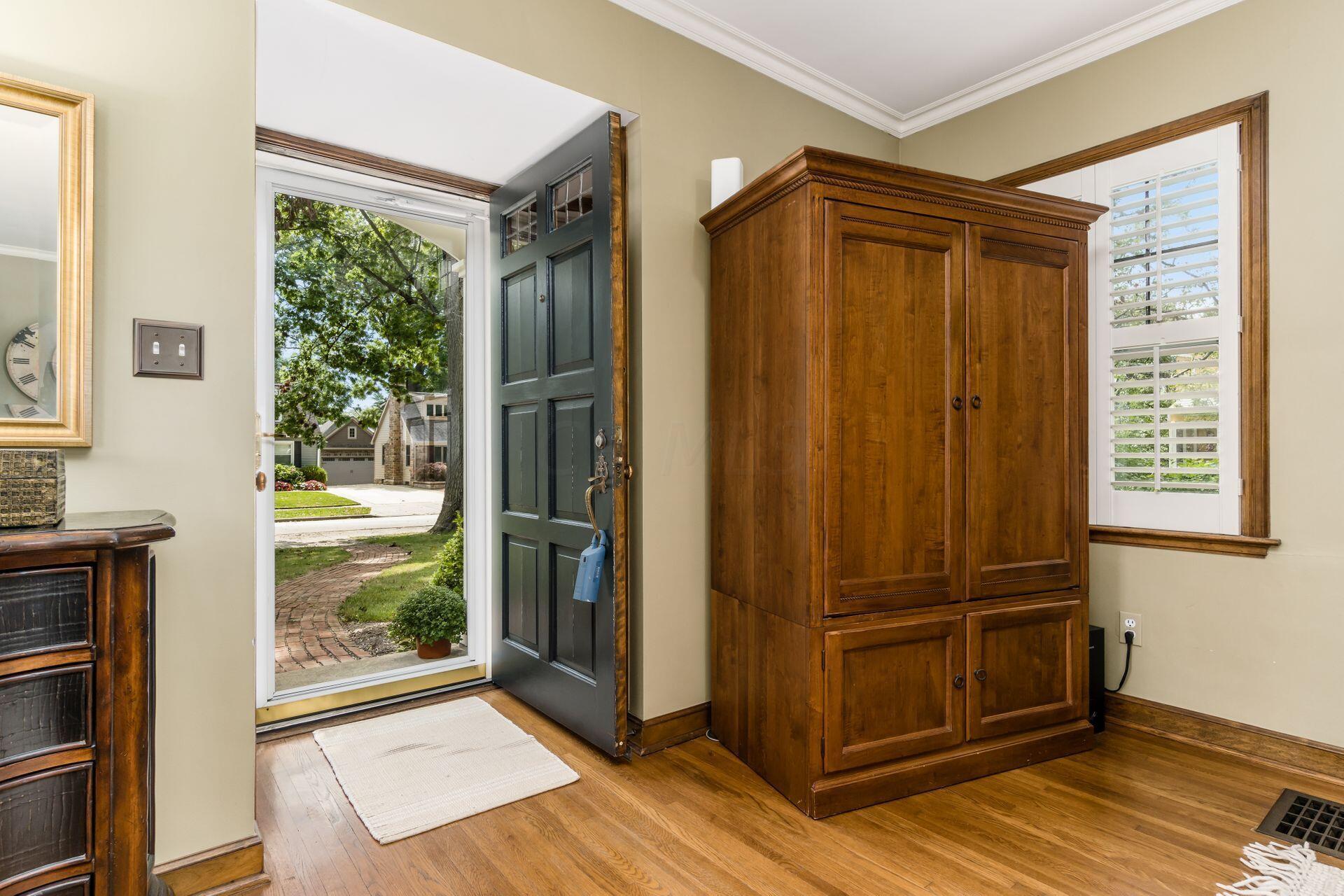 278 Richards Road Columbus, OH 43214 - Photo 3 of 51 Gallery Image 3