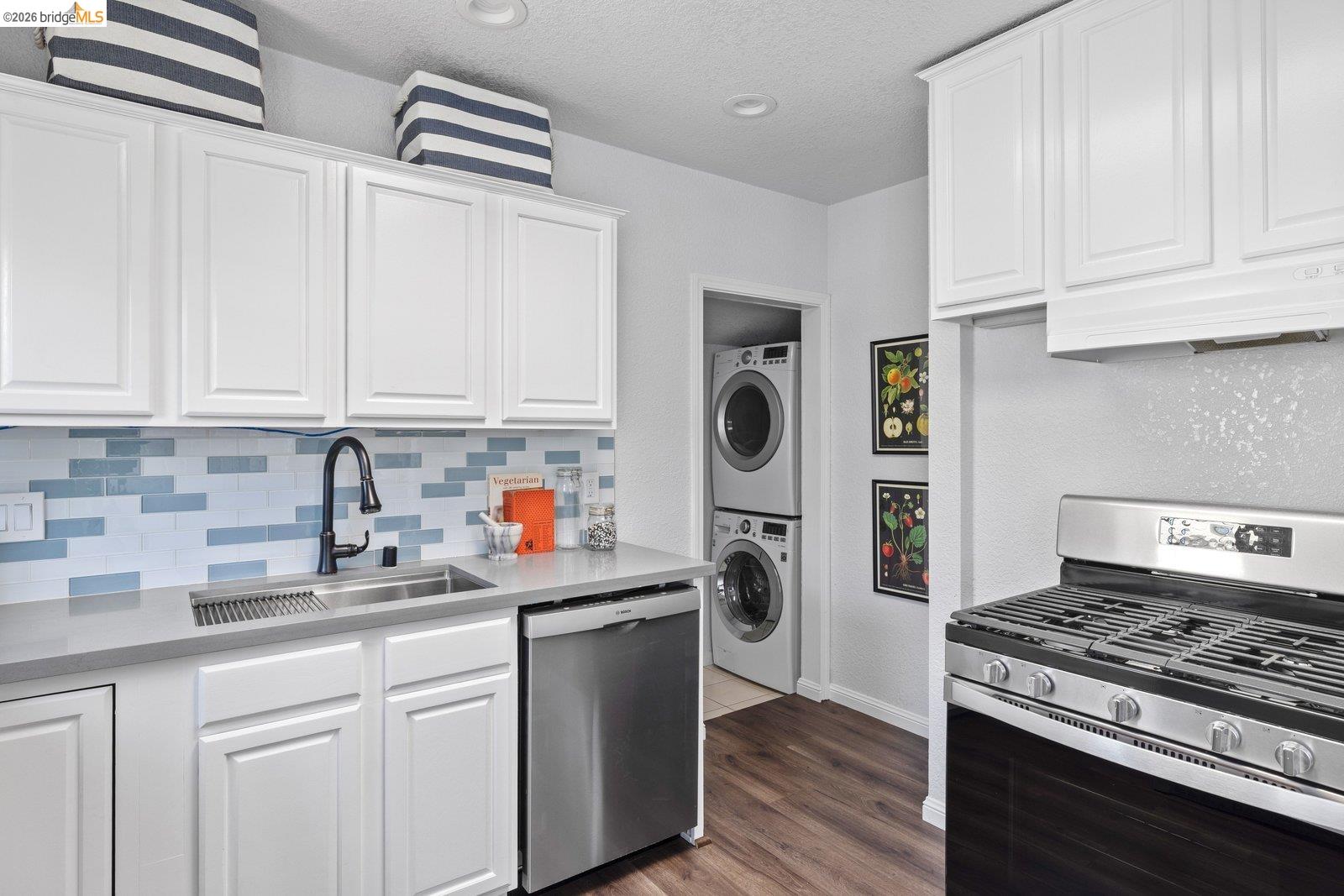 1082 16th Street Oakland, CA 94607 - Photo 13 of 27