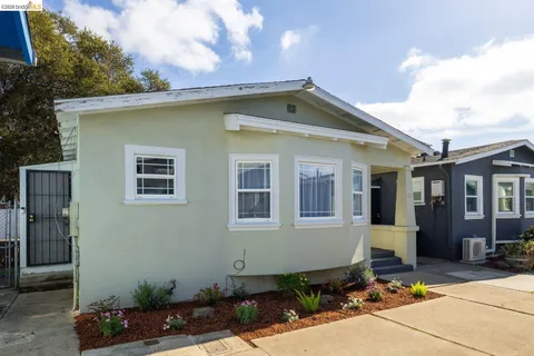 $519,000 | 1082 16th Street, Oakland, CA 94607