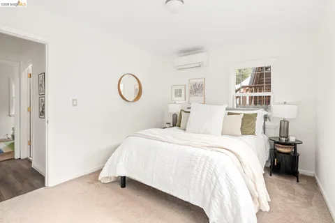 $449,000 | 1082 16th Street, Oakland, CA 94607