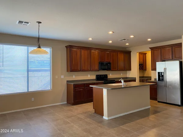 $2,595 | 3402 West Galvin Street, Phoenix, AZ 85086