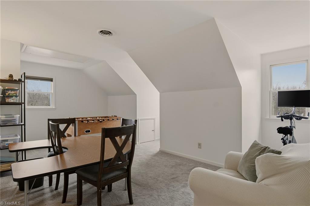 317 Canterbury Road High Point, NC 27262 - Photo 22 of 32