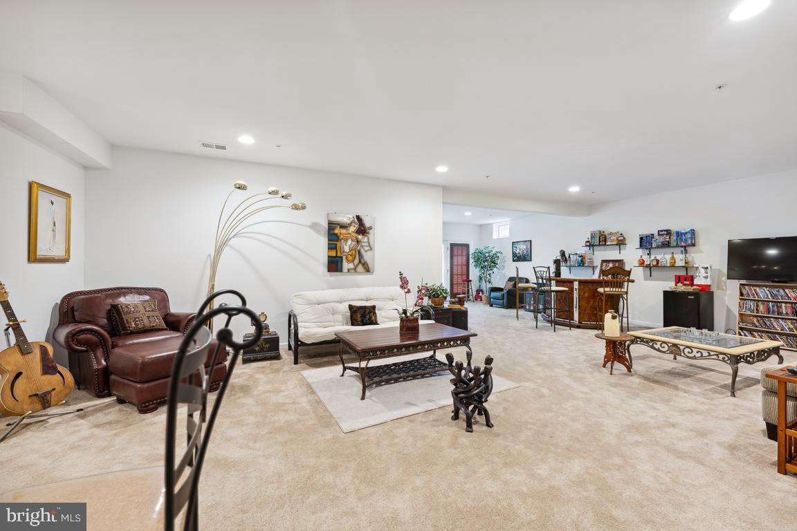 12606 Broughton Bluff Brandywine, MD 20613 - Photo 41 of 55 Lots of space for gathering and entertaining