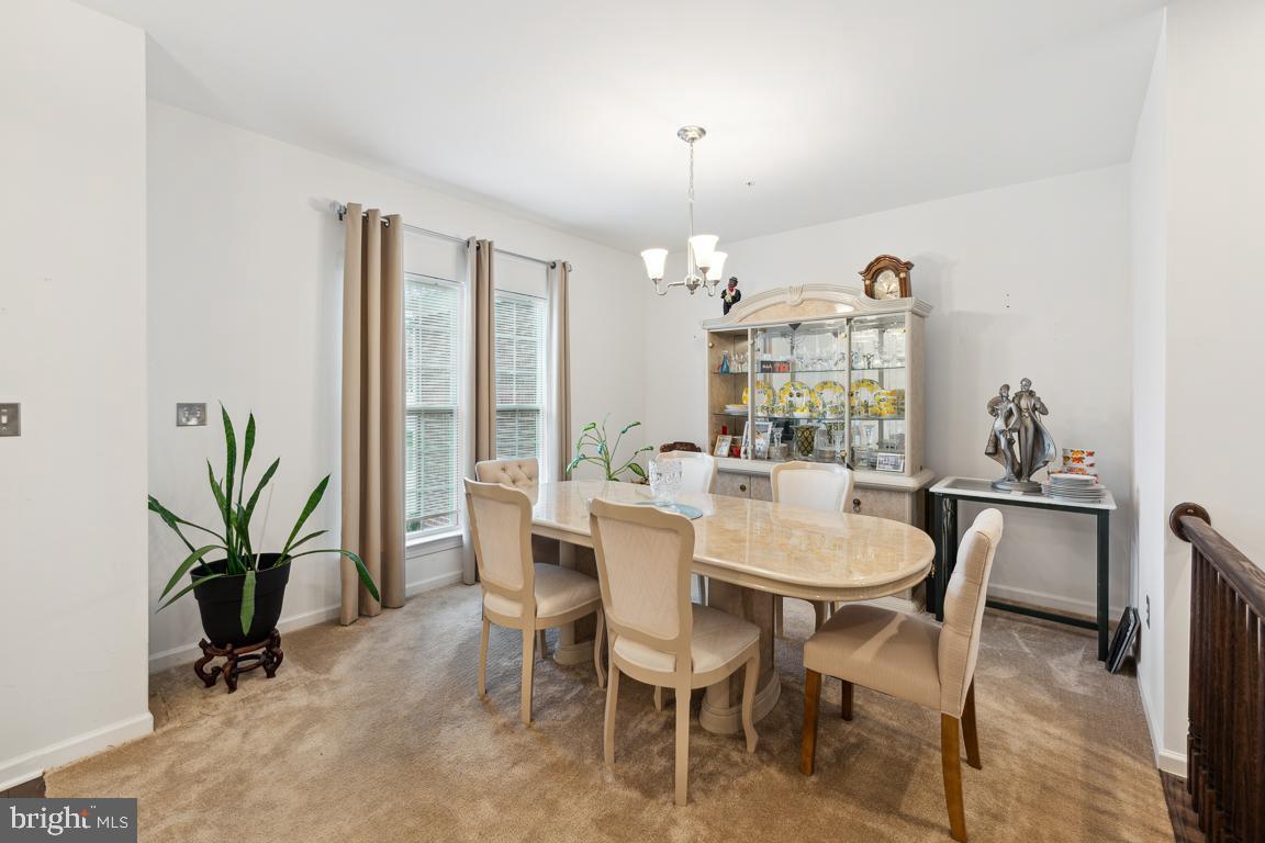 12606 Broughton Bluff Brandywine, MD 20613 - Photo 5 of 55 Dining or Living Room Space
