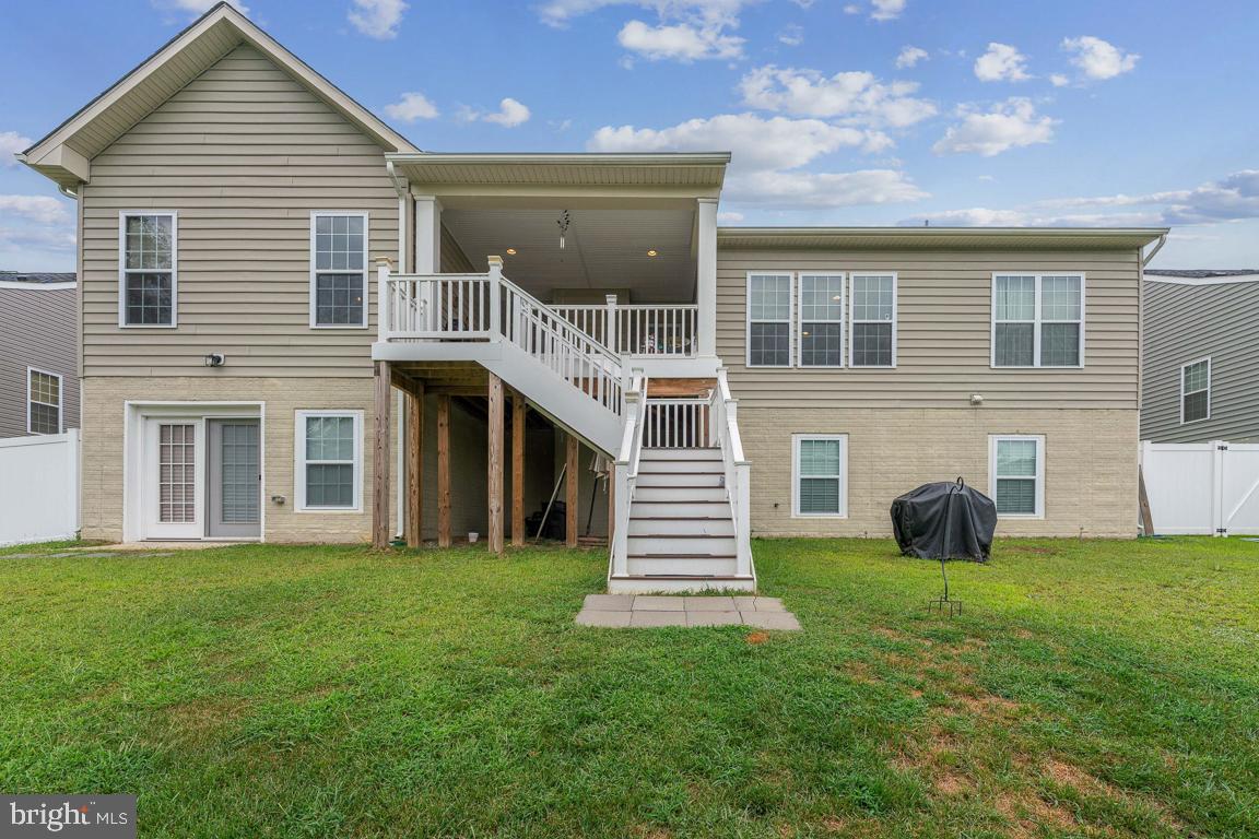 12606 Broughton Bluff Brandywine, MD 20613 - Photo 55 of 55 Stairs to deck and basement Door.