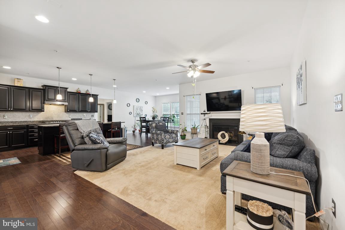 12606 Broughton Bluff Brandywine, MD 20613 - Photo 9 of 55 Living Room or Family Room