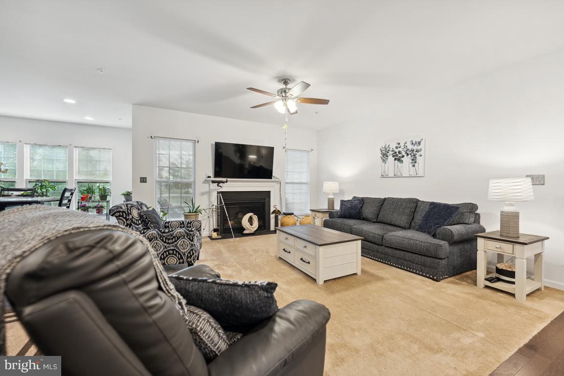 12606 Broughton Bluff Brandywine, MD 20613 - Photo 10 of 55 Cozy gas fireplace in Living Room