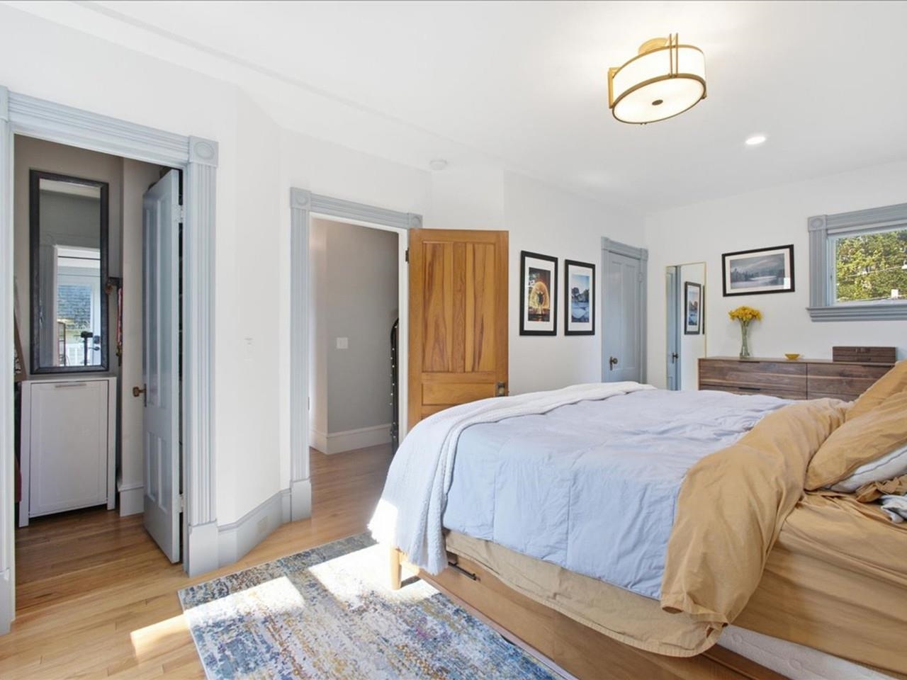 245 Loomis Street Burlington, VT 05401 - Photo 13 of 40