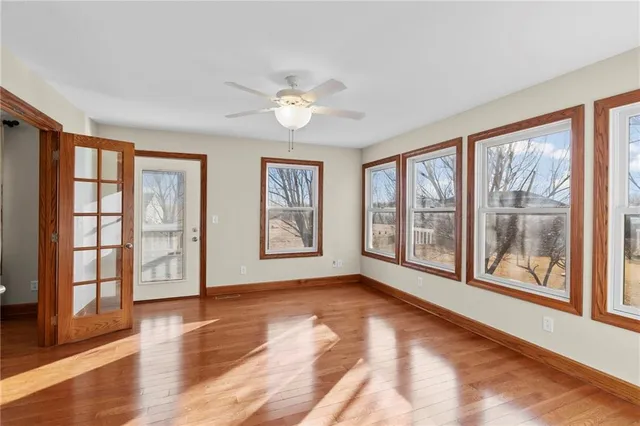 $432,900 | 305 Eagles Landing Parkway, Cameron, MO 64429