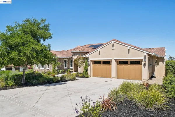 $3,288,000 | 2383 Silver Oaks Lane, Pleasanton, CA 94566