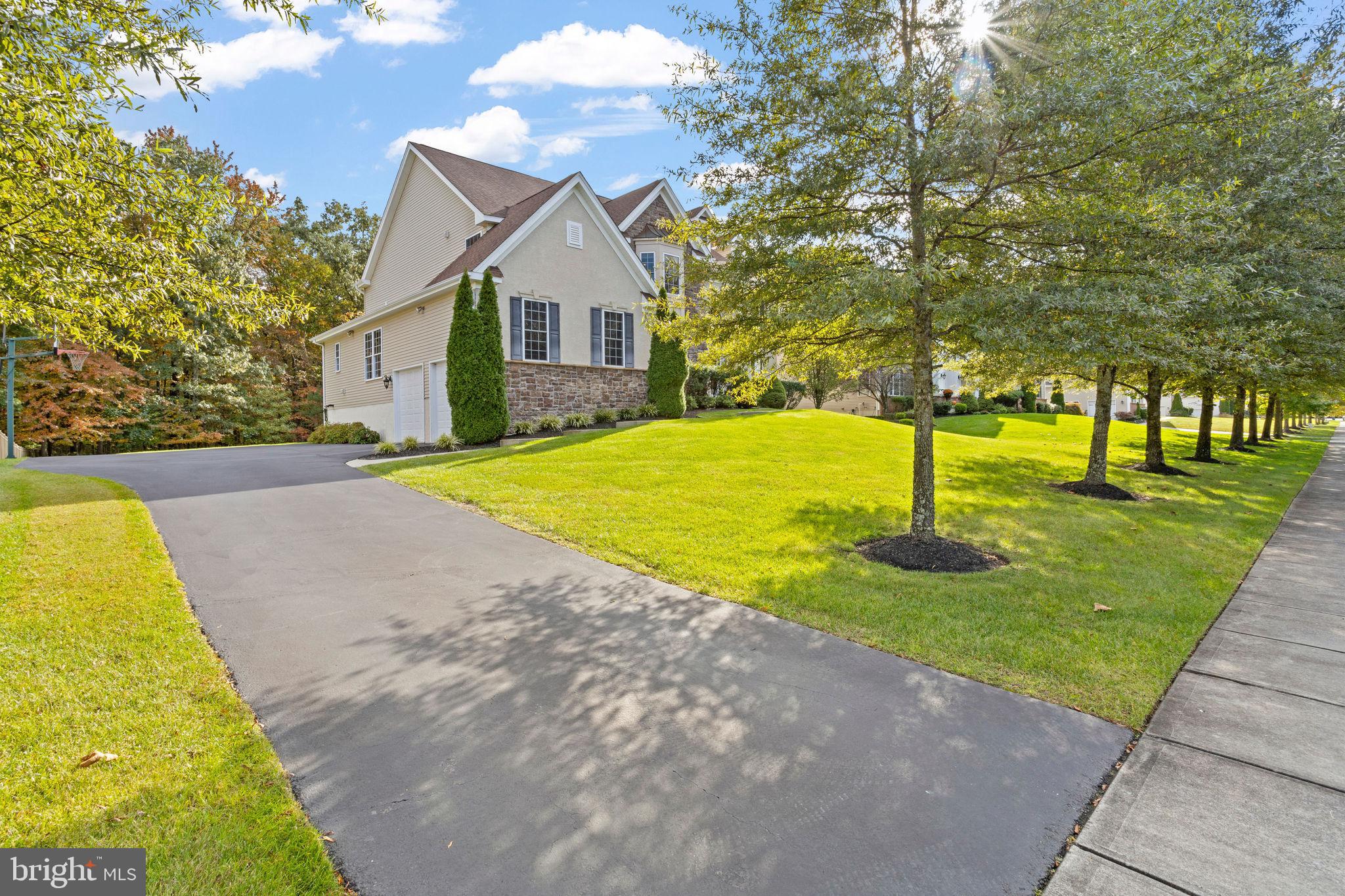 45 Foxcroft Way Mount Laurel, NJ 08054 - Photo 2 of 3