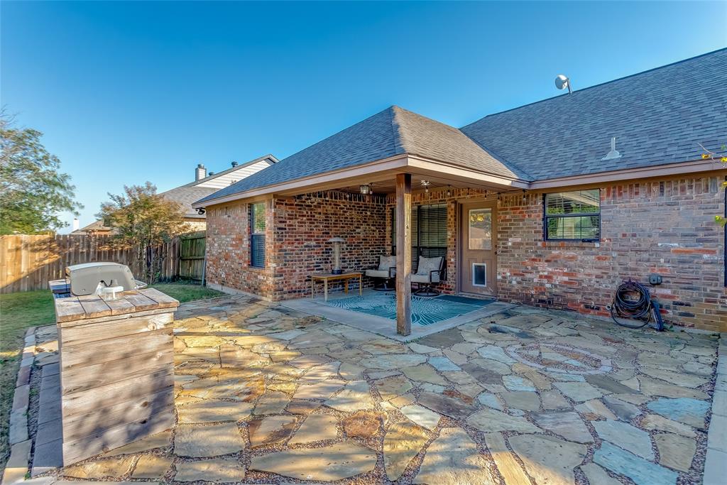 226 King George Road Ponder, TX 76259 - Photo 9 of 39 View of patio