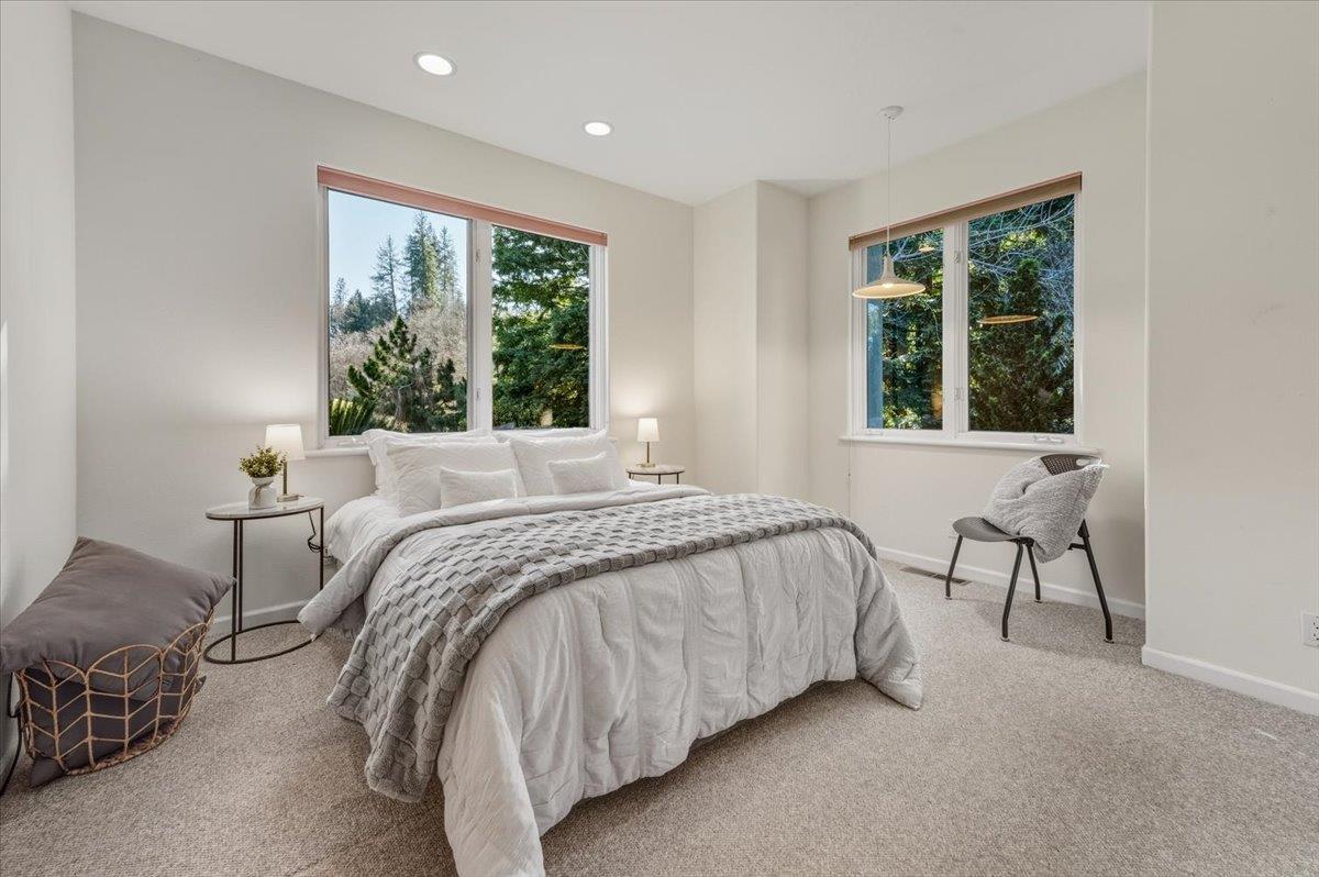 14771 Mt Olive Road Grass Valley, CA 95945 - Photo 38 of 96 Spacious Guest bedroom on opposite of the home.