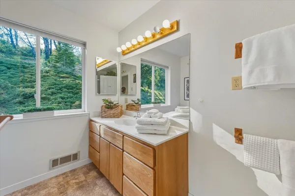 $1,598,000 | 14771 Mt Olive Road, Grass Valley, CA 95945