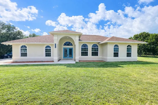 $4,500 | 13218 86th Road North, West Palm Beach, FL 33412