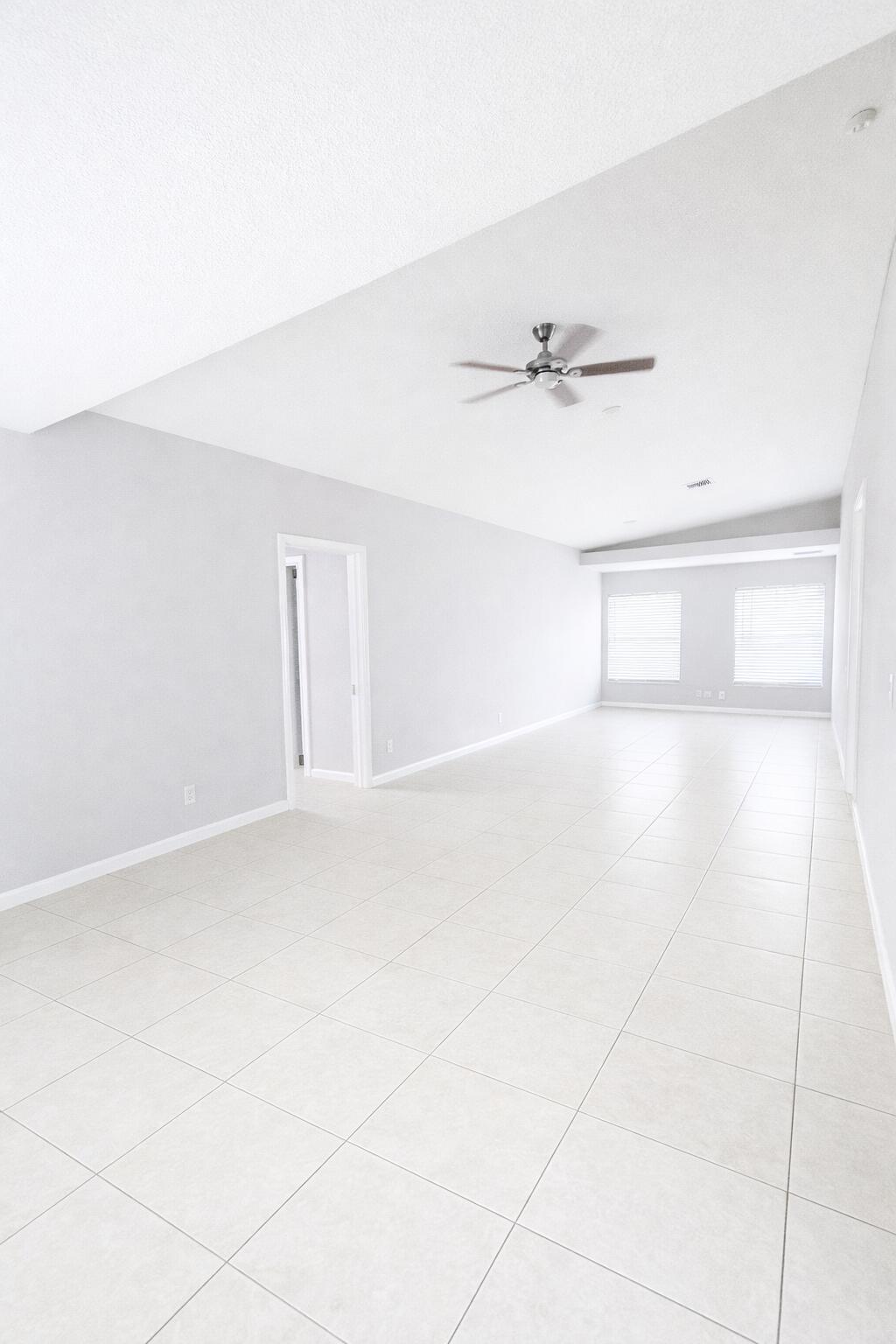 13218 86th Road North West Palm Beach, FL 33412 - Photo 15 of 40 family room