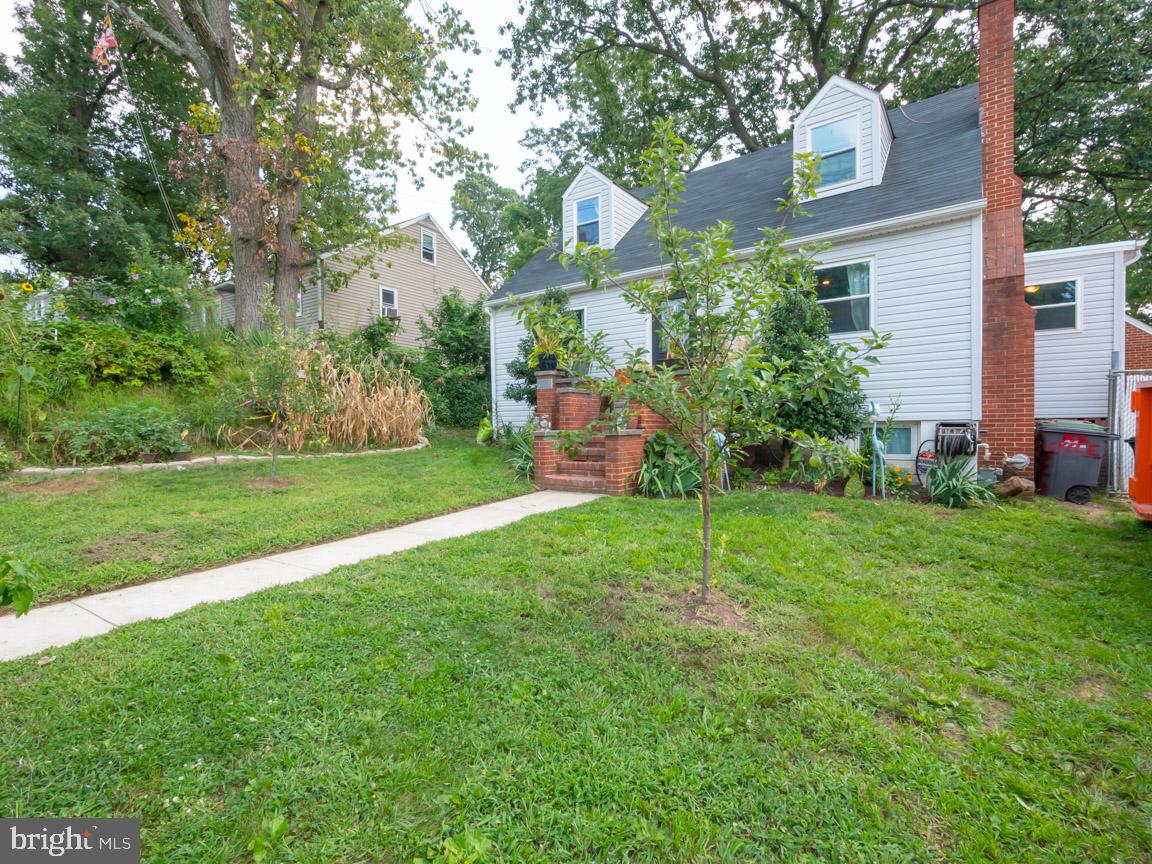 7753 Garrison Road Hyattsville, MD 20784 - Photo 2 of 34 Gallery Image 2