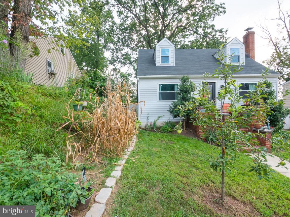 7753 Garrison Road Hyattsville, MD 20784 - Photo 3 of 34 Gallery Image 3