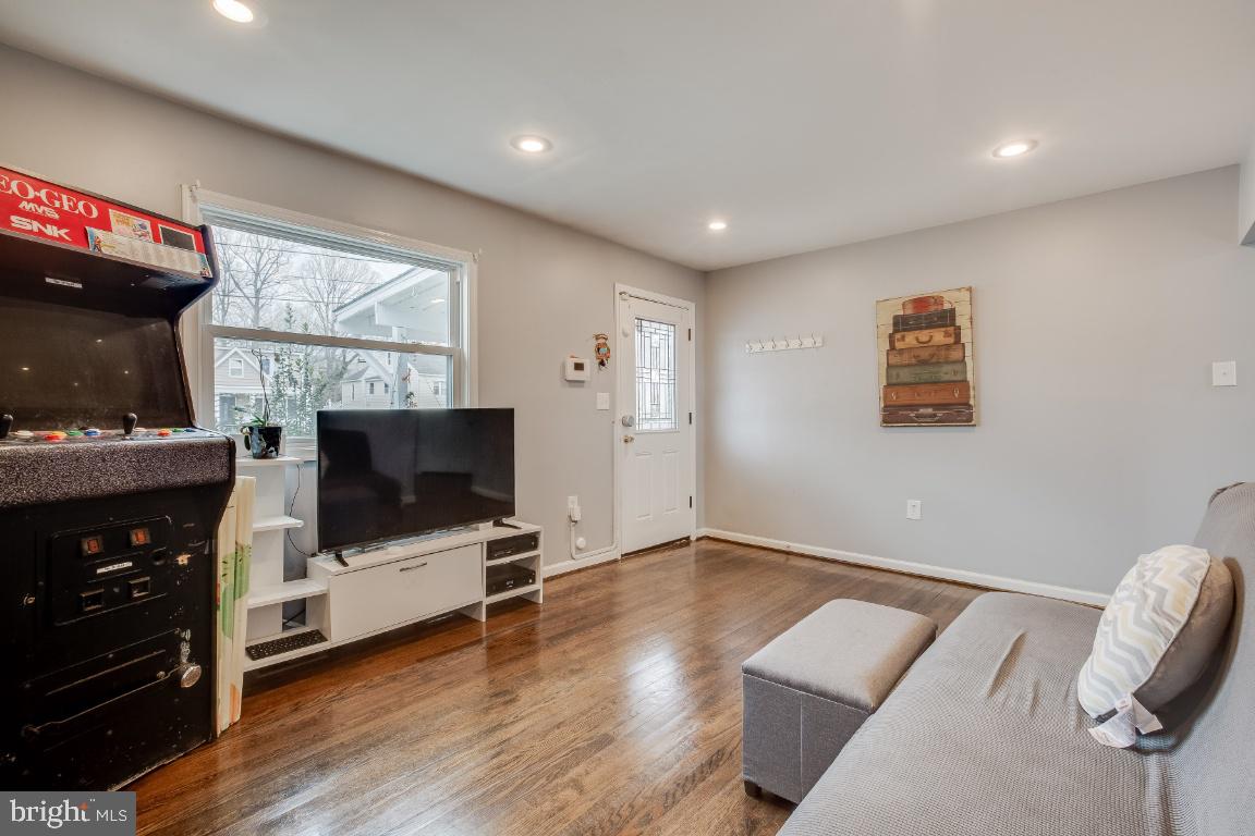 7753 Garrison Road Hyattsville, MD 20784 - Photo 6 of 34 Gallery Image 6