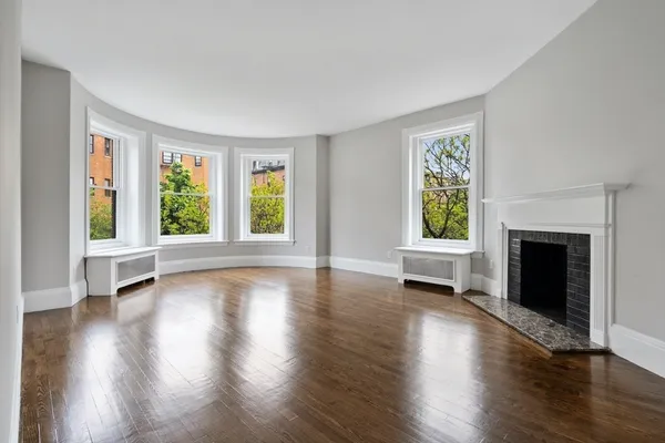 $6,100 | 330 Dartmouth Street, Unit 3N, Boston, MA 02116