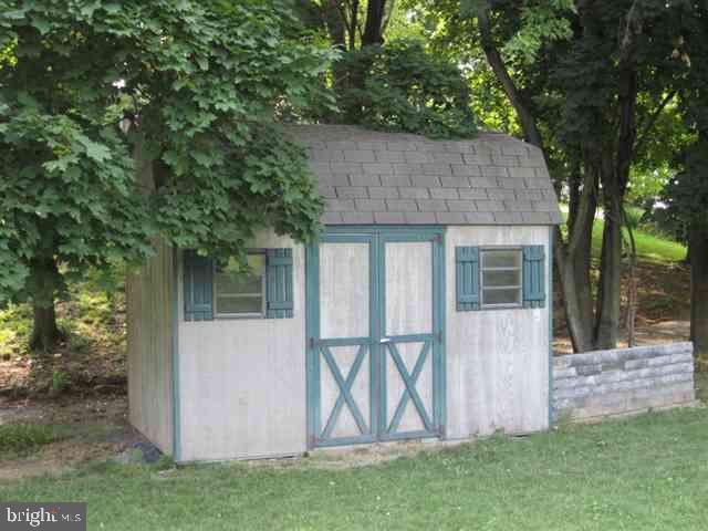 6000 Devonshire Road Harrisburg, PA 17112 - Photo 11 of 12 Gallery Image 11